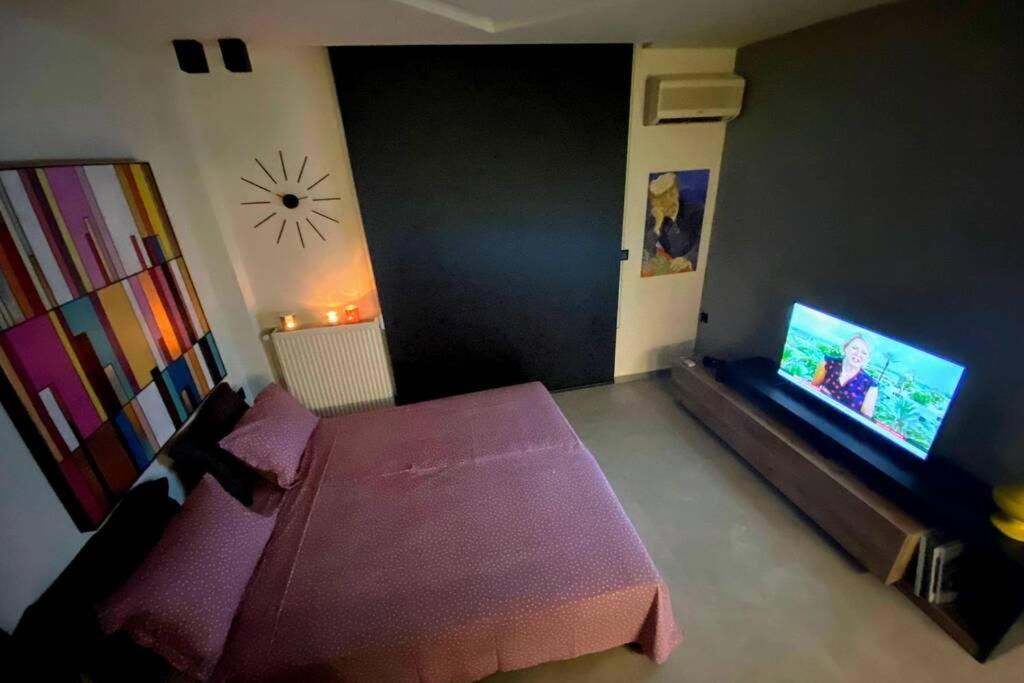 شقة Vyron 1 Elegance نيا ميشانيونا المظهر الخارجي الصورة